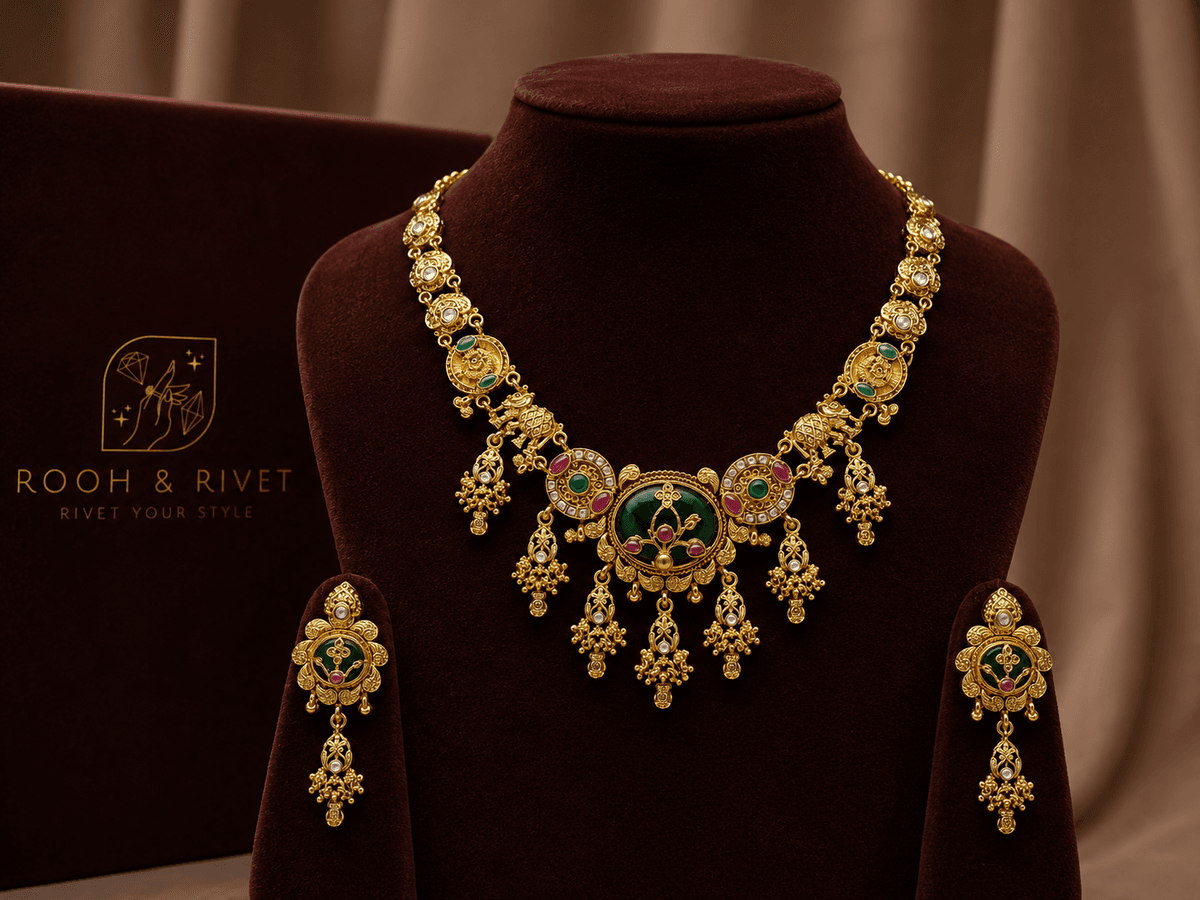 Zehra Temple Necklace Set image 1
